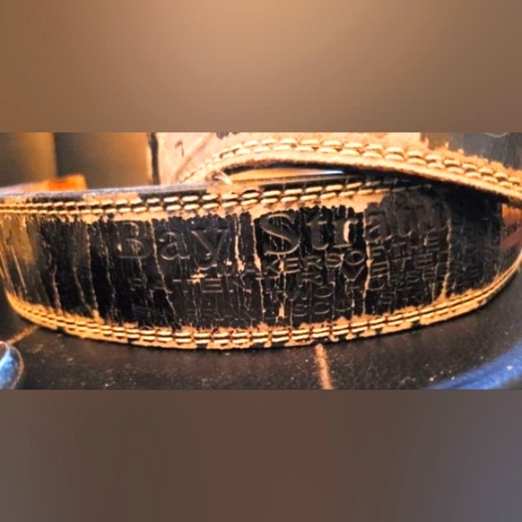 MYSTERIOUS ANTIQUE LEVI'S BAY STRAUSS BELT MENS SIZE SMALL - Picture 8 of 13